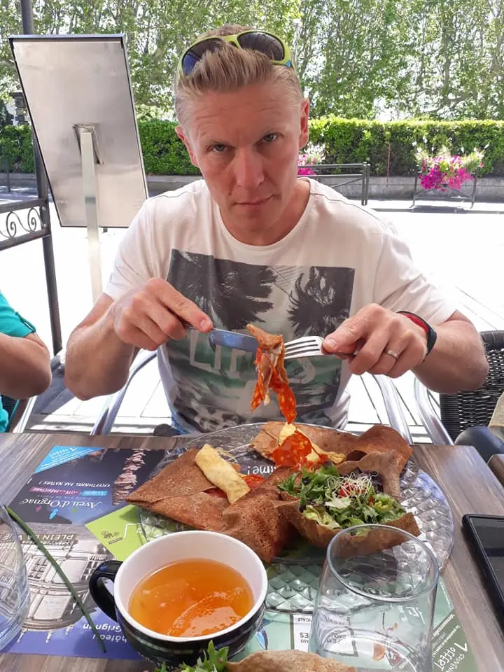 Image d'une personne (seulement la face)